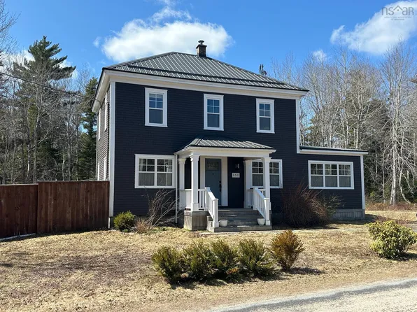151 Medway River Rd, Mill Village, NS B0J 2H0