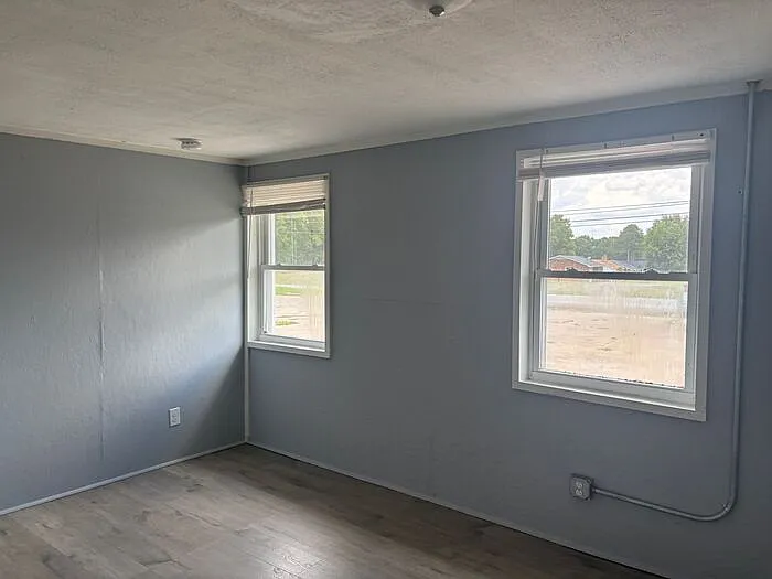 701 Cleveland Ave — Photo 5