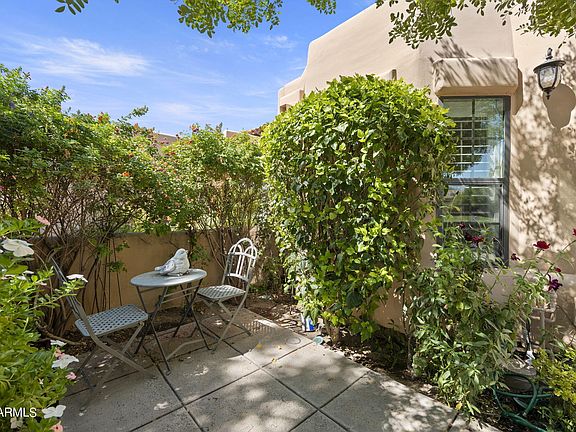 3rd image of 7814 E MONTEBELLO Avenue