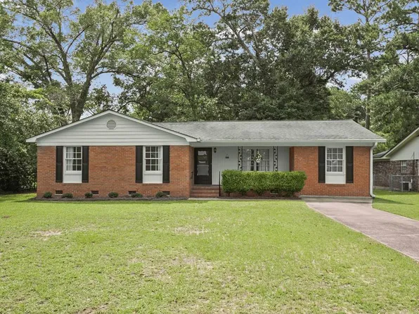 2717 Elton St, Albany, GA 31707