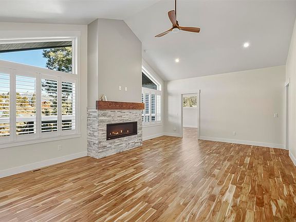 5th image of 261 Falcon Place