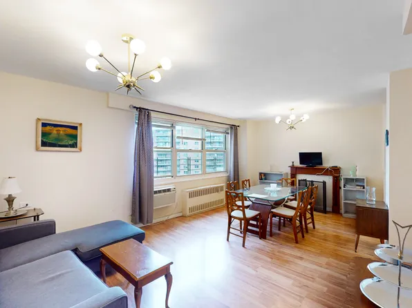 2930 West 5th Street image 1 of 17