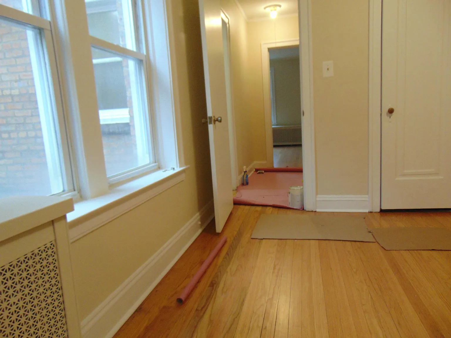3 bed, 1400 sqft, $1,850 — Photo 2