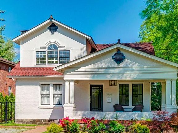 Welcome home to 2208 Elliott Ave.