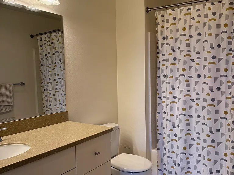 13941 Sherman Way #402 — Photo 9