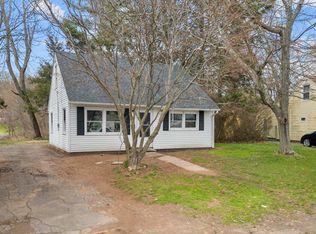 262 Glen Hills Rd, Meriden, CT 06451