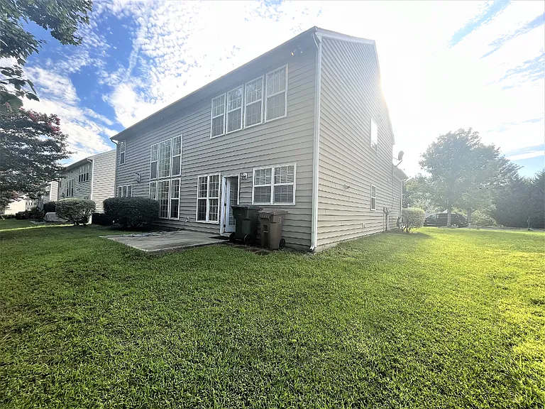 412 Howard Grove Pkwy — Photo 15