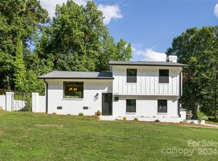 1329 Plumstead Rd, Charlotte, NC 28216