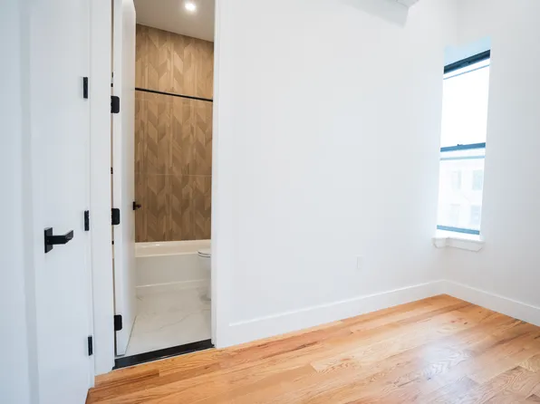 17-21 Menahan Street image 18 of 20