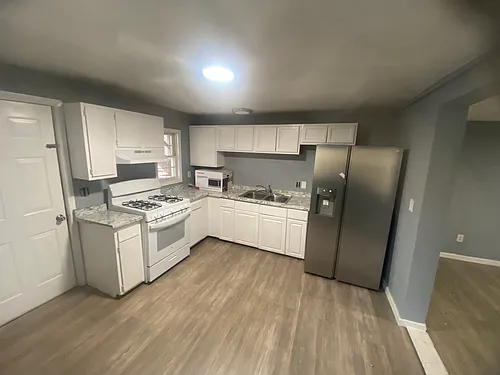 200 Murray St #2 Photo 1