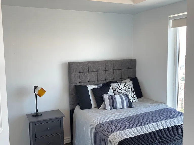 158 King St N #2504 — Photo 8