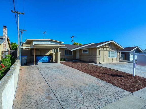 2nd image of 3456 Blue Mountain Dr