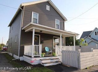 910 Church St, Avoca, PA 18641