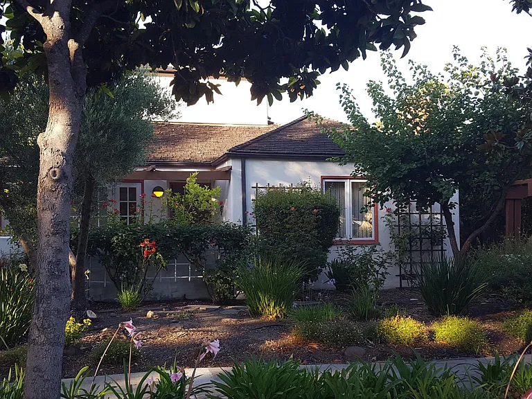 1661 Castilleja Ave — Photo 1