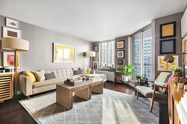 Sold by Compass | media 2