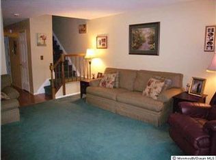 41 Bramble Ln, Matawan, NJ 07747