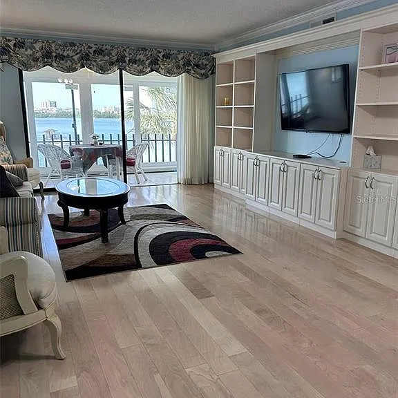 868 Bayway Blvd #304 — Photo 6