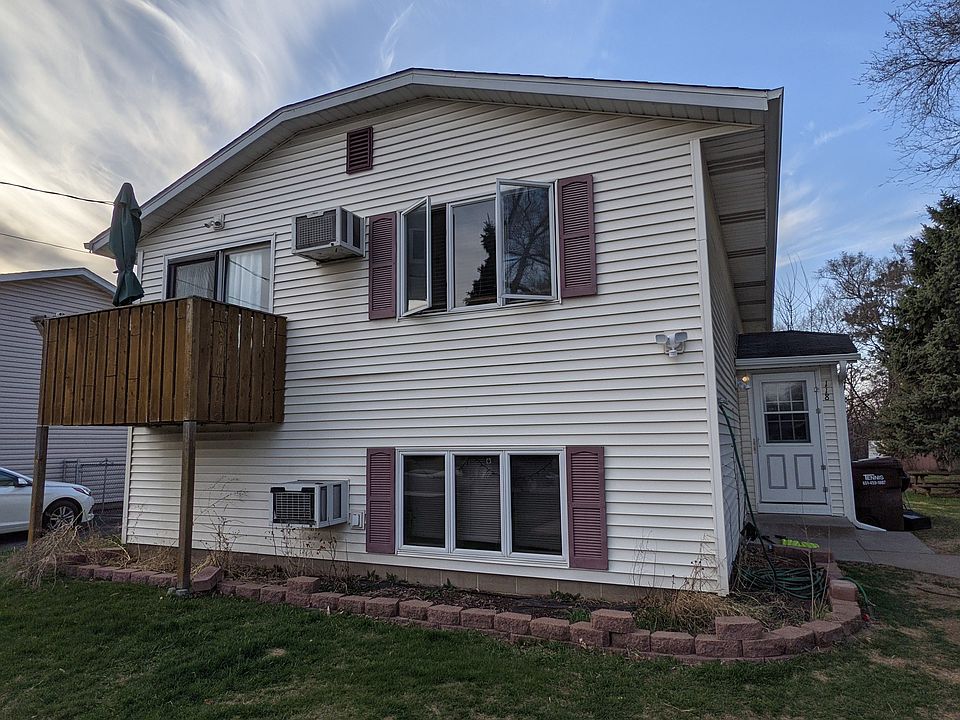 1st image of 118 25th St W #2