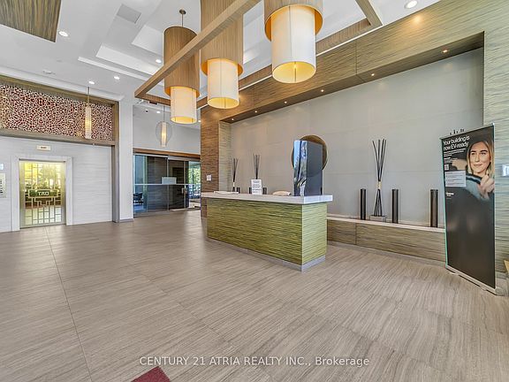 4th image of 8763 Bayview Ave #228