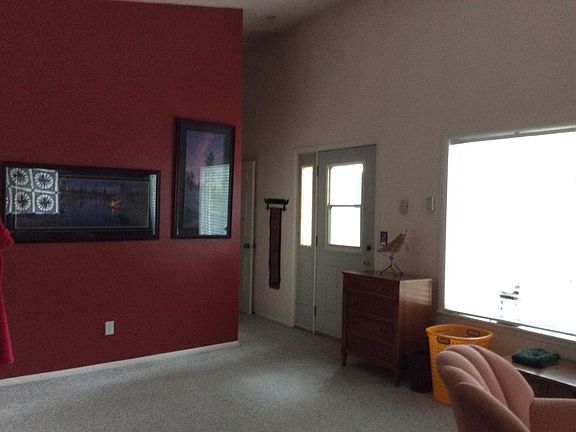 2nd image of 802 Evergreen Dr