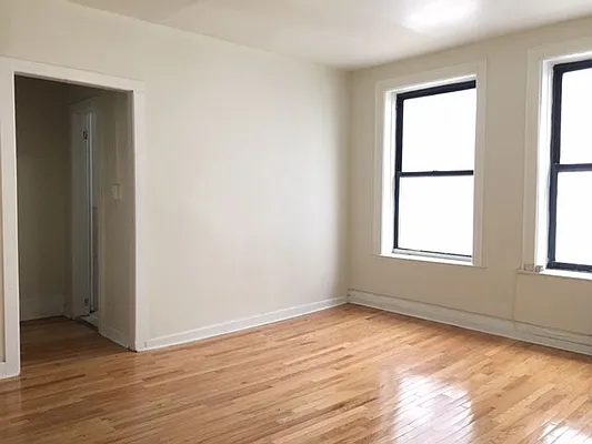 Rented by Lang Realty LLC | media 35