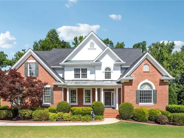 2185 Innsfail Dr, Snellville, GA 30078