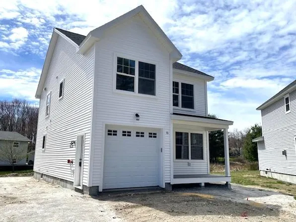 15 Baxter Lane #15, Gorham, ME 04038