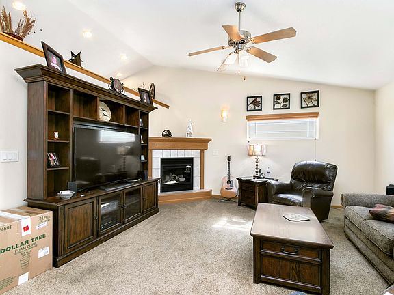 5702 29th St Rd HR (4).jpg