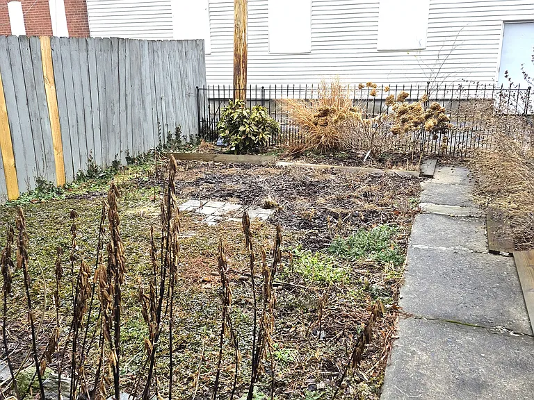 137 E New St — Photo 19