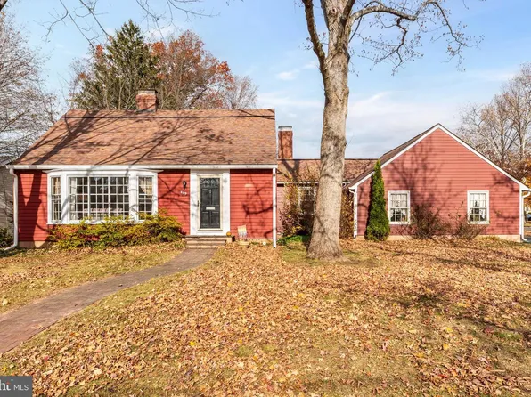 409 S 5th St, North Wales, PA 19454