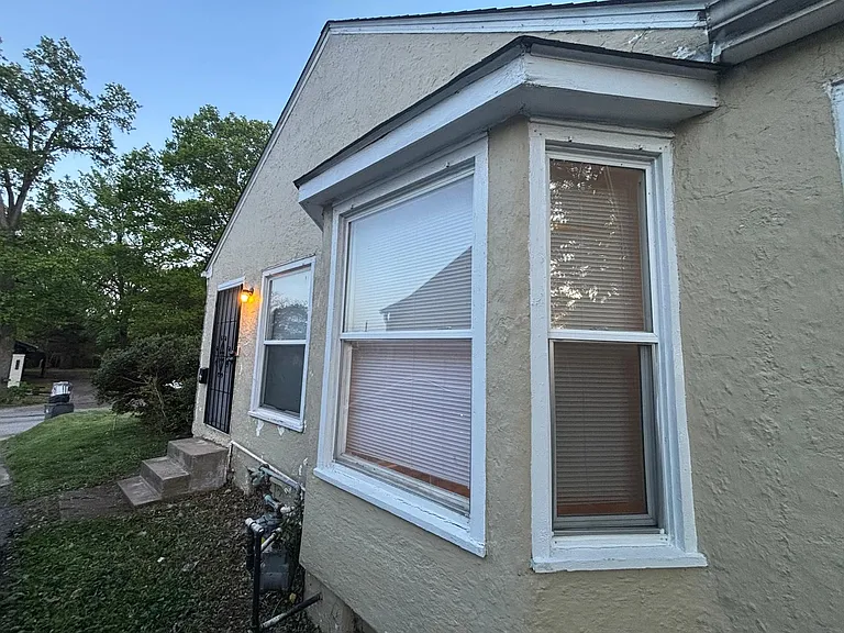 3740 Hillside Ave — Photo 3