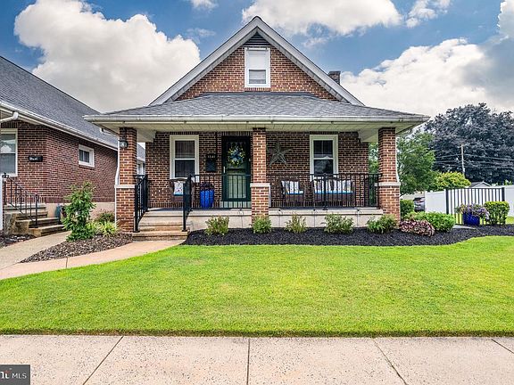 2nd image of 1341 Lacrosse Ave