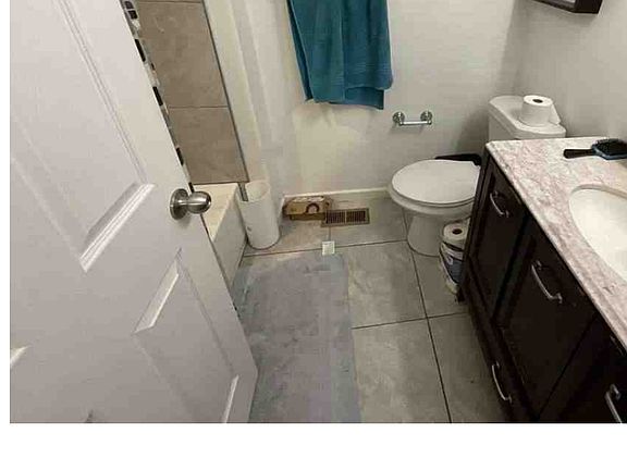 3rd image of 4318 Hawks Lookout Ln