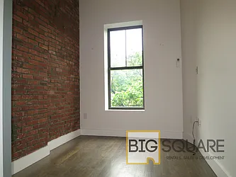 Rented by Big Square Realty LLC