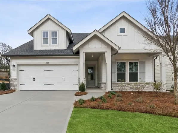 258 Strawberry Ln, Woodstock, GA 30189