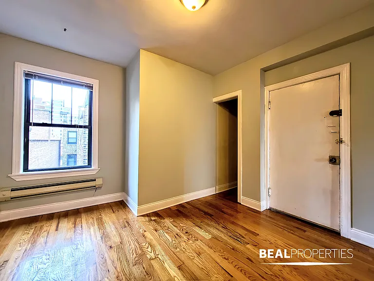 1347 North Dearborn Street — Photo 19