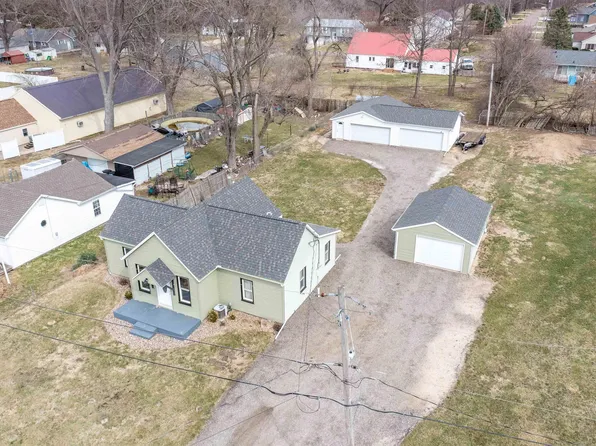 106 Fandel Dr, East Peoria, IL 61611