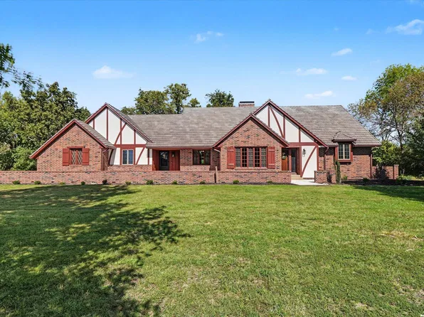 3049 Kingman Rd, Ottawa, KS 66067