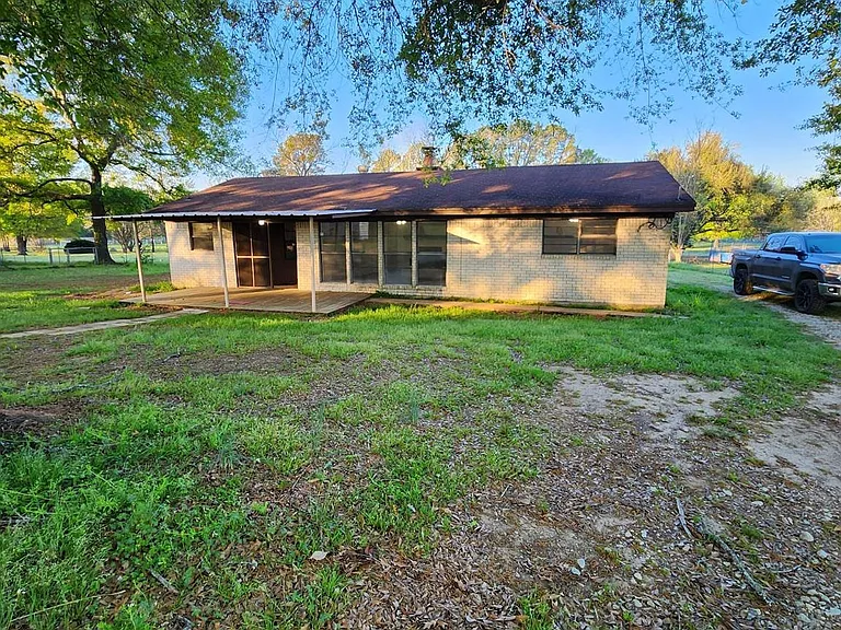 218 County Road 1500 — Photo 13