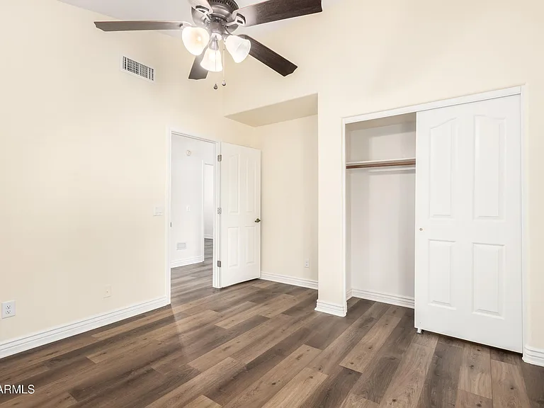 1517 W Islandia Dr — Photo 31