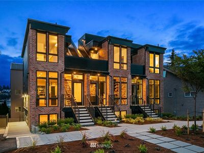 2361 H Minor Avenue E, Seattle, WA, 98102