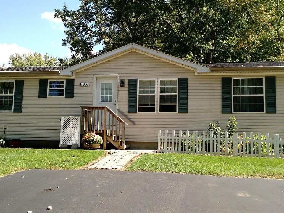 1st image of 9067 Long Lake Dr E