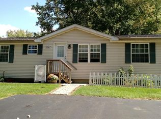 9067 Long Lake Dr E, Scotts, MI 49088