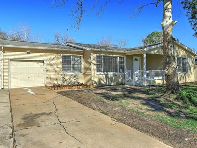 1116 Park Ln, Texas City, TX, 77590