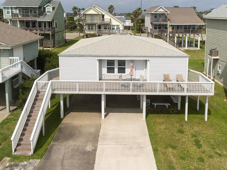 1st image of 13722 San Domingo Dr