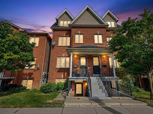 14 Connolly St, Toronto, ON M6N 5G3