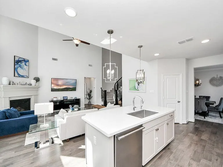 8922 Golden Mist Dr — Photo 11