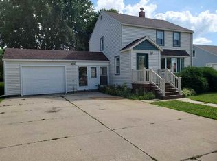 419 4th Ave W, Cresco, IA 52136