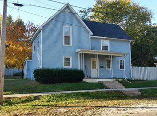 1066 Mason St, Barry, IL 62312