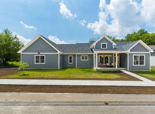 52 Clinton St, Canal Winchester, OH 43110
